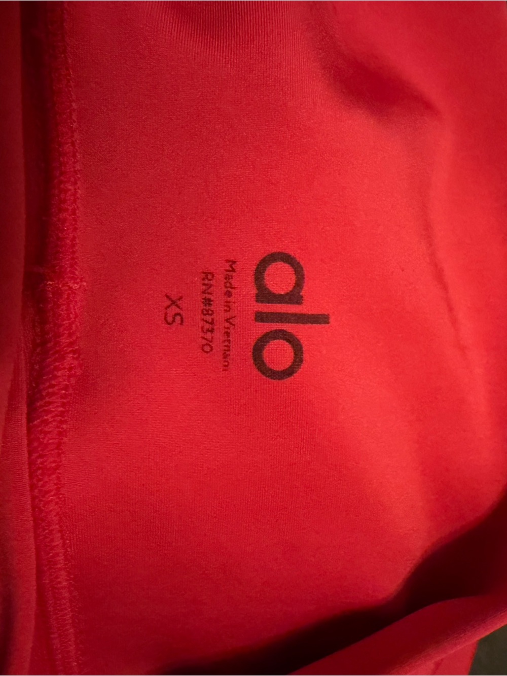 ALO Yoga Bright Red Airlift Leggings - Picture 2 of 2